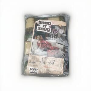 VTG Snap n' Snug Blanket / Robe, Sealed New, Green White Plaid 100% Acrylic Med